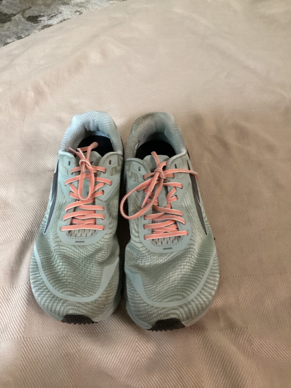 Altra Torin 5  Womens 9 Green Running Shoes Sneakers
